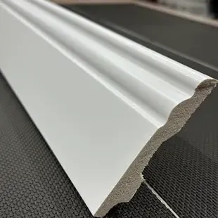 Plinte Plintă DSK-10018-1 — 240 × 100 × 15 mm de la Laminat Decor